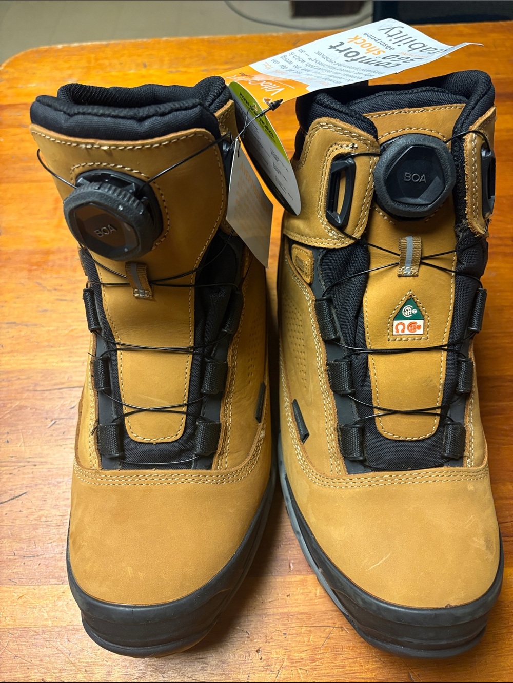 Men's BOA Safety Boots in Tan and Black